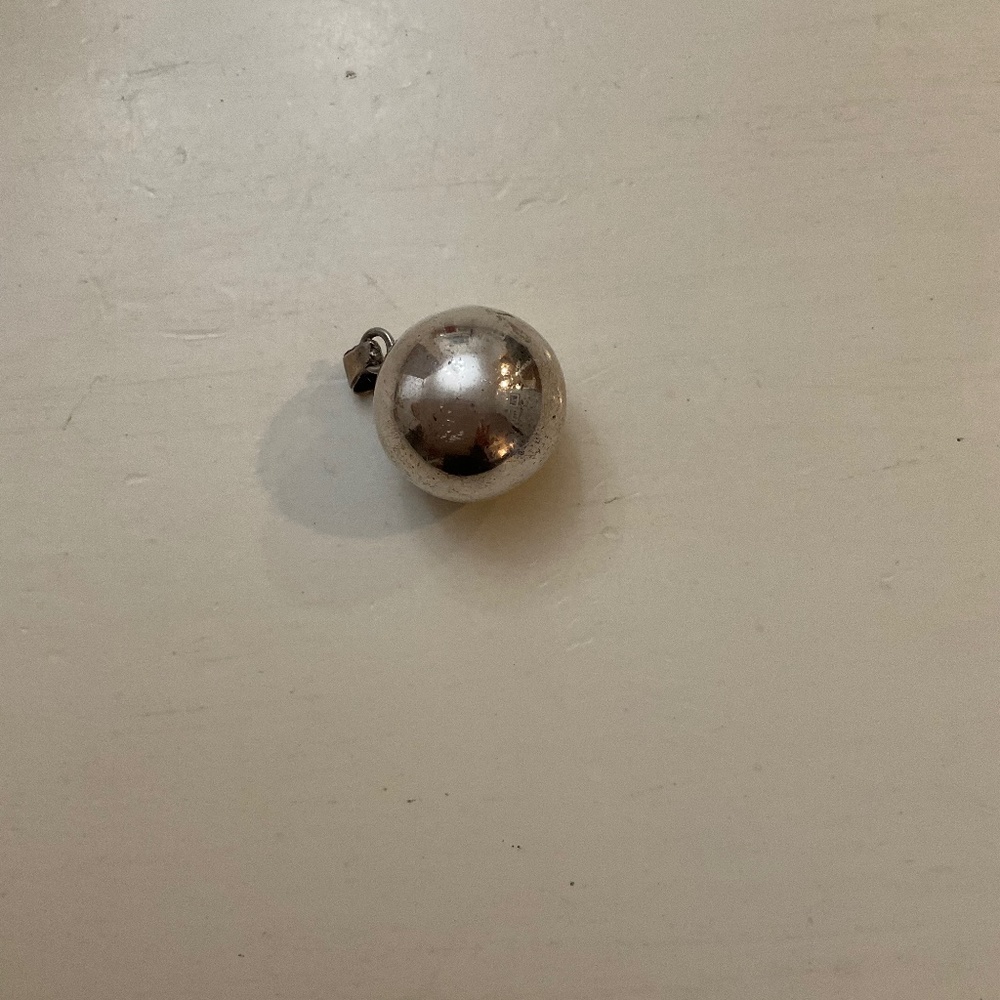 Vintage Harmony Charm Bell charm (rings)